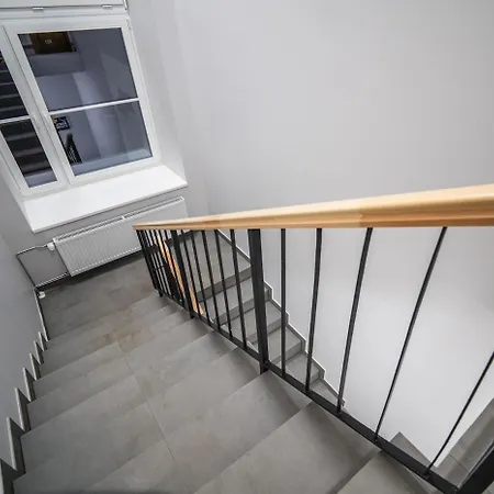 Airport-bus - 13 North - 2 Appartement *